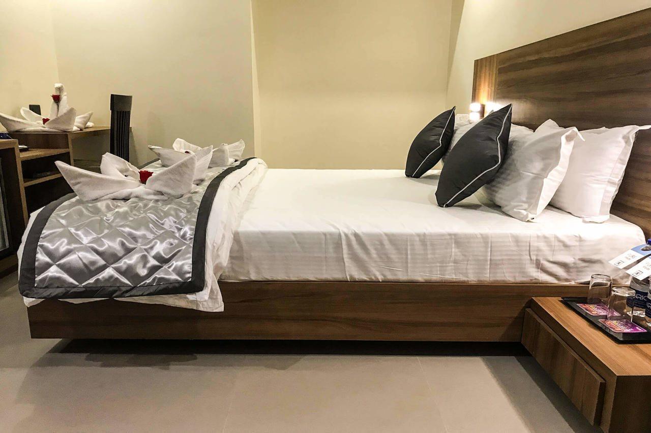 Kyriad Hotel Solapur By Othpl Екстериор снимка