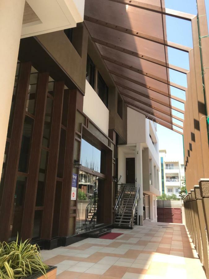 Kyriad Hotel Solapur By Othpl Екстериор снимка