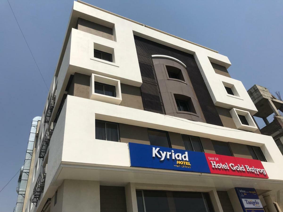 Kyriad Hotel Solapur By Othpl Екстериор снимка