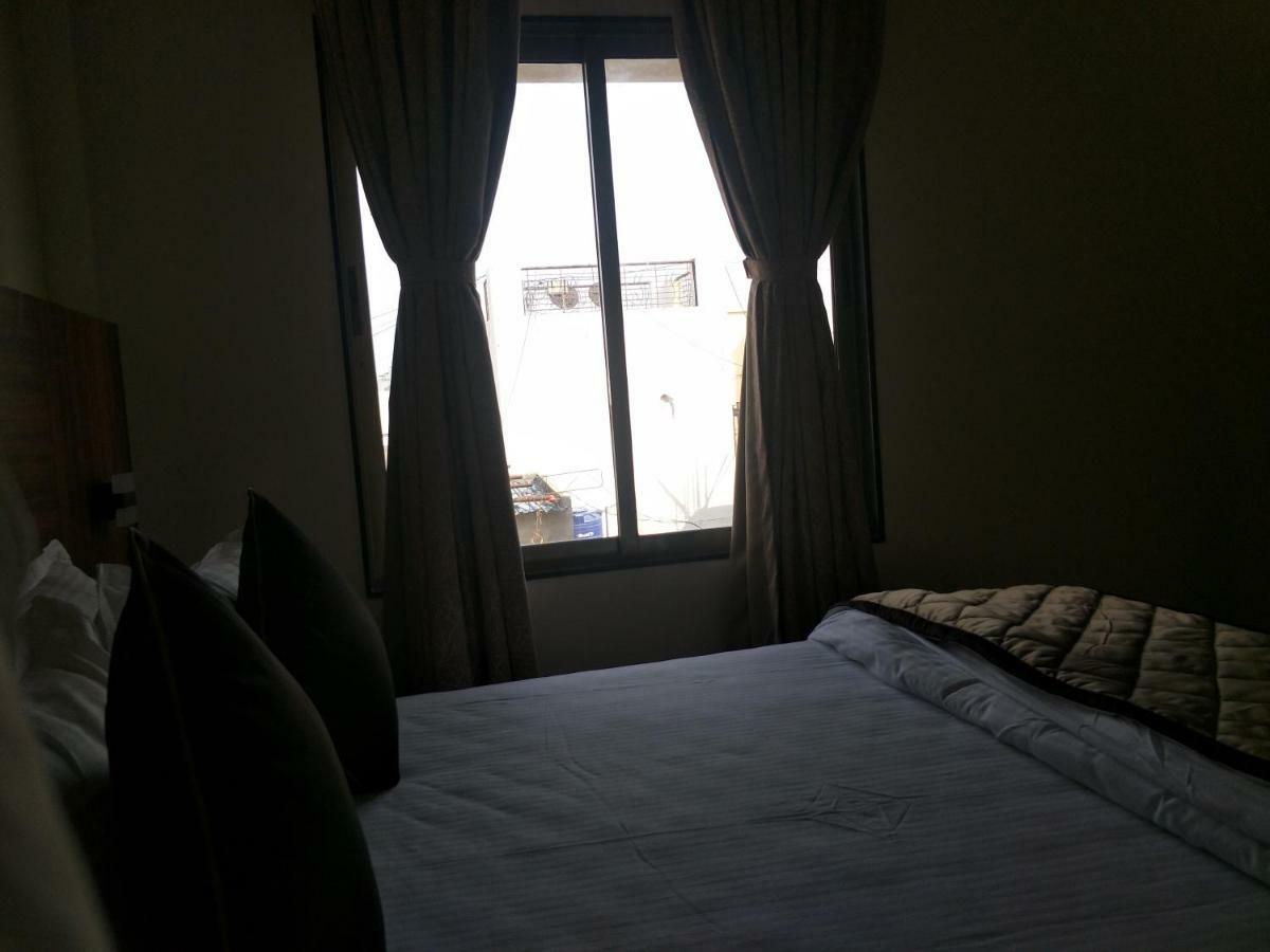 Kyriad Hotel Solapur By Othpl Екстериор снимка